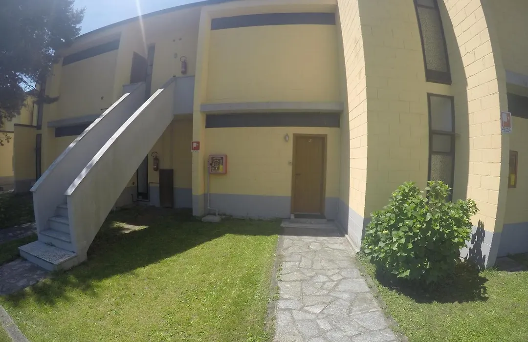 Camping Villaggio Paradiso-1